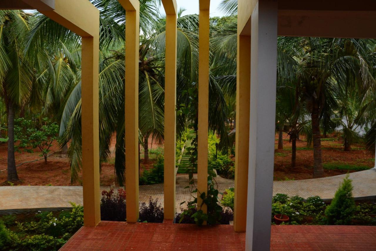 Claynest Resorts Kuttālam Esterno foto