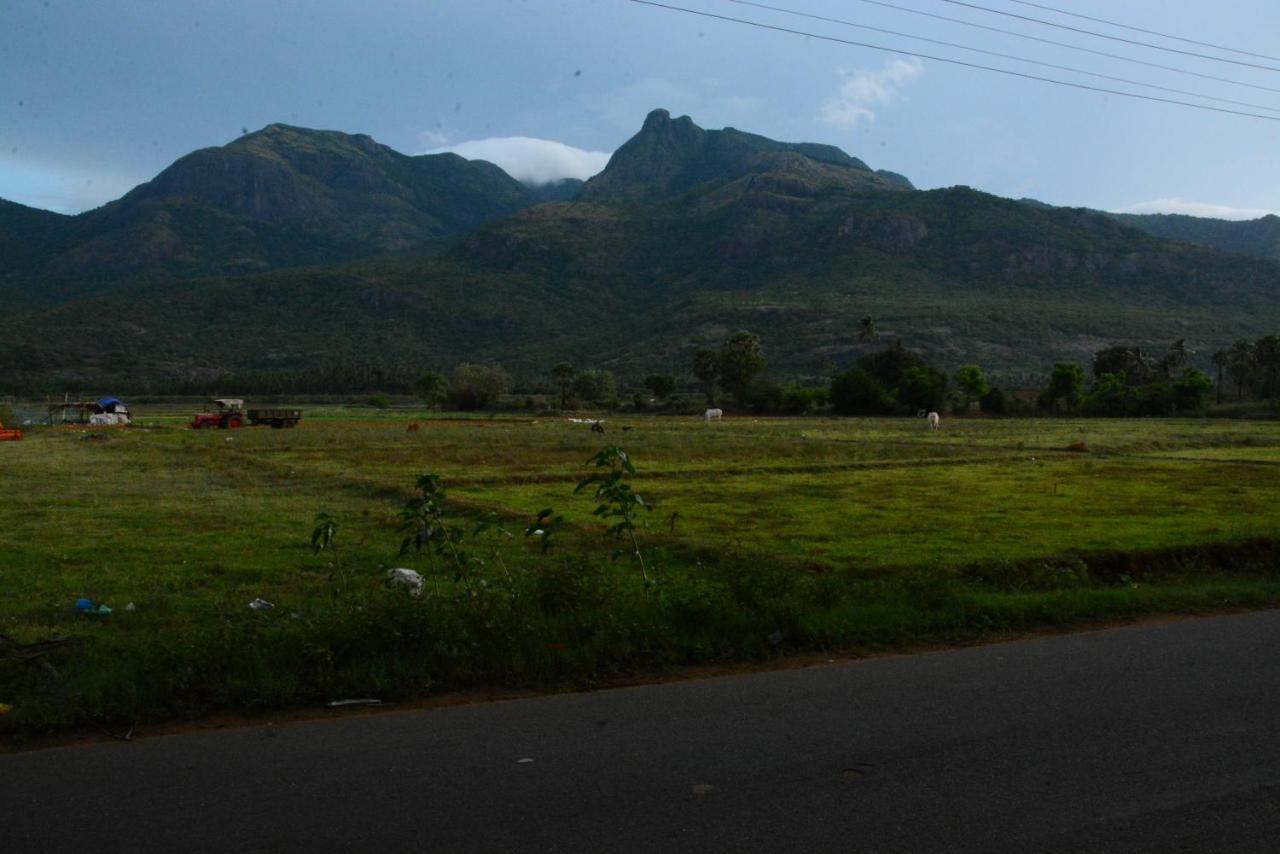 Claynest Resorts Kuttālam Esterno foto